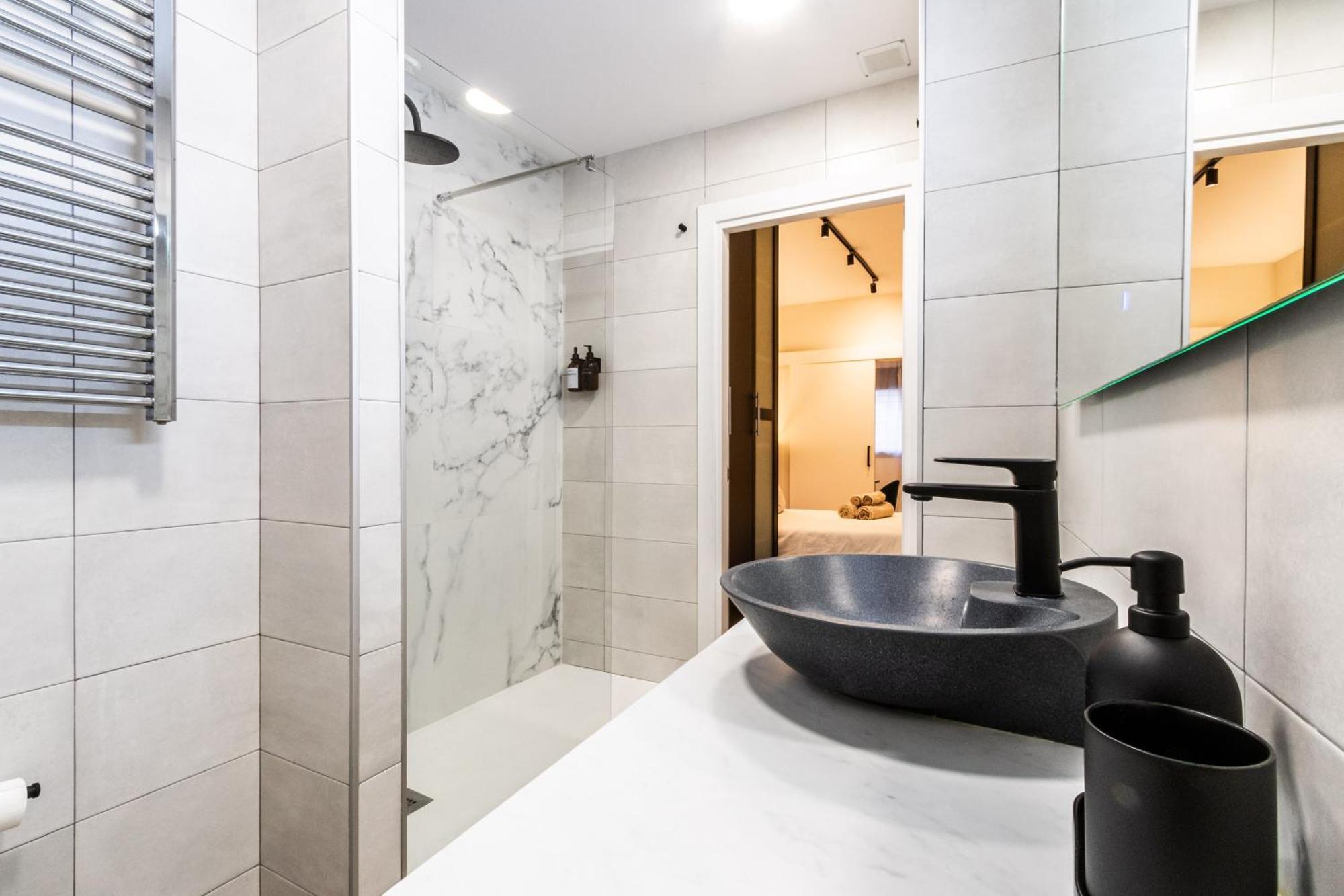 Exclusive Apartments Barcelona 4 Personas St Pere Terrassa Buitenkant foto